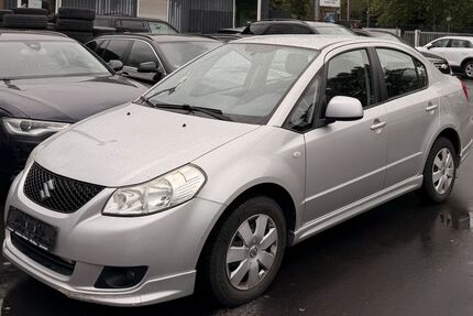 Suzuki SX4 225.000 km 1.999 &euro; Frankfurt am Main 60486