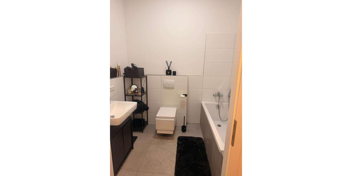 Etagenwohnung Offenbach am Main Bieber - 3 Zimmer, 85 m&sup2;, 1.200&euro; | Angebot:26284558
