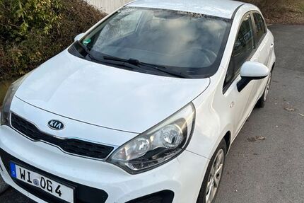 Kia Rio 152.000 km 4.299 € Wiesbaden 65203