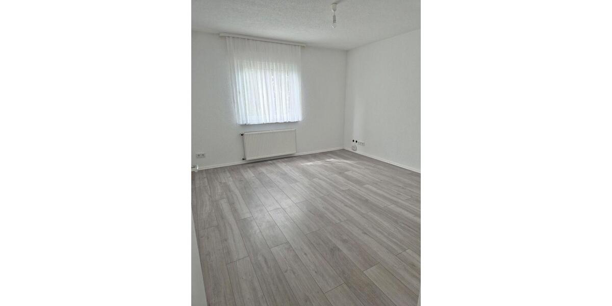 Erdgeschoßwohnung Bischofsheim - 4.5 Zimmer, 143 m&sup2;, 1.790&euro; | Angebot:26221976