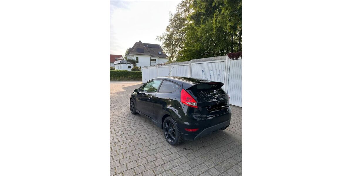 Ford Fiesta 110.000 km 5.400 &euro; Heppenheim 64646