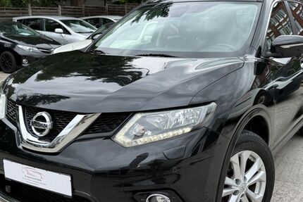 Nissan X-Trail 141.000 km 9.799 &euro; Frankfurt am Main 60386