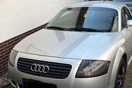 Audi TT 141.000 km 11.000 &euro; Hattersheim 65795