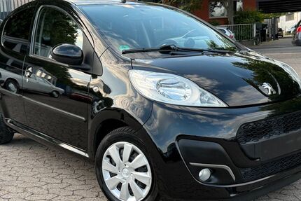 Peugeot 107 133.000 km 5.950 &euro; Frankfurt am Main 65933