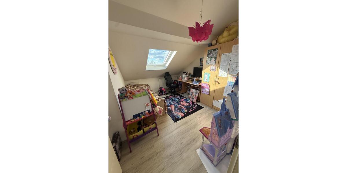 Dachgeschoßwohnung Gernsheim - 3 Zimmer, 78 m&sup2;, 850&euro; | Angebot:26201756