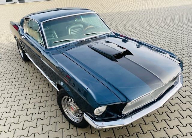 Ford Mustang 34.000 km 109.000 &euro; Hofheim 65719