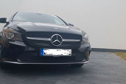 Mercedes-Benz CLA 220 Shooting Brake 185.000 km 14.500 € Messel 64409