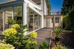 Modernisiertes Haus mit Pool & Garten in Frankfurt