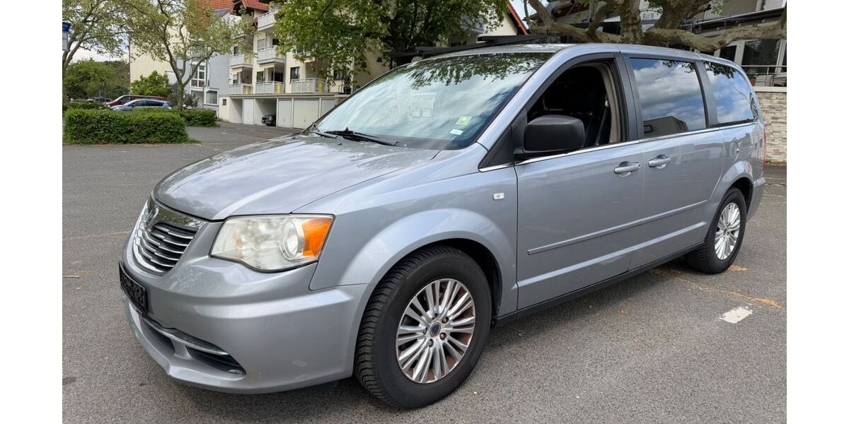 Lancia Voyager 166.717 km 8.950 &euro; Frankfurt am Main 60488