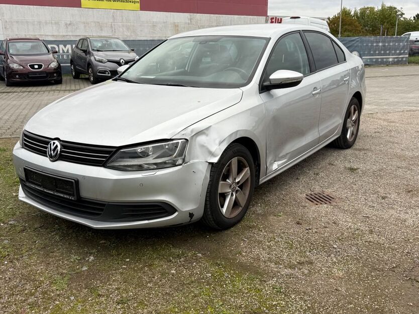 VW Jetta 242.500 km 4.300 € Gernsheim 64579