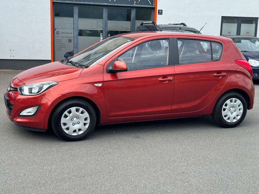 Hyundai i20 126.000 km 4.799 € Frankfurt am Main 60314