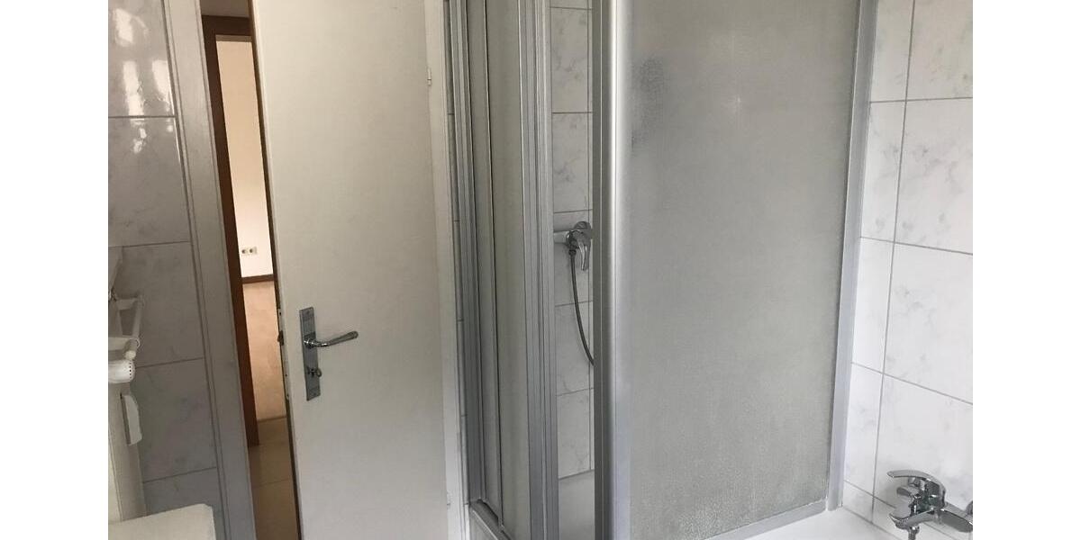 Etagenwohnung Offenbach am Main Bieber - 4 Zimmer, 100 m&sup2;, 1.375&euro; | Angebot:24838326