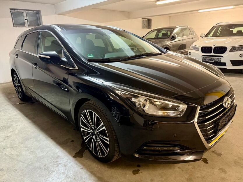 Hyundai i40 77.000 km 16.990 € Offenbach am Main 63065