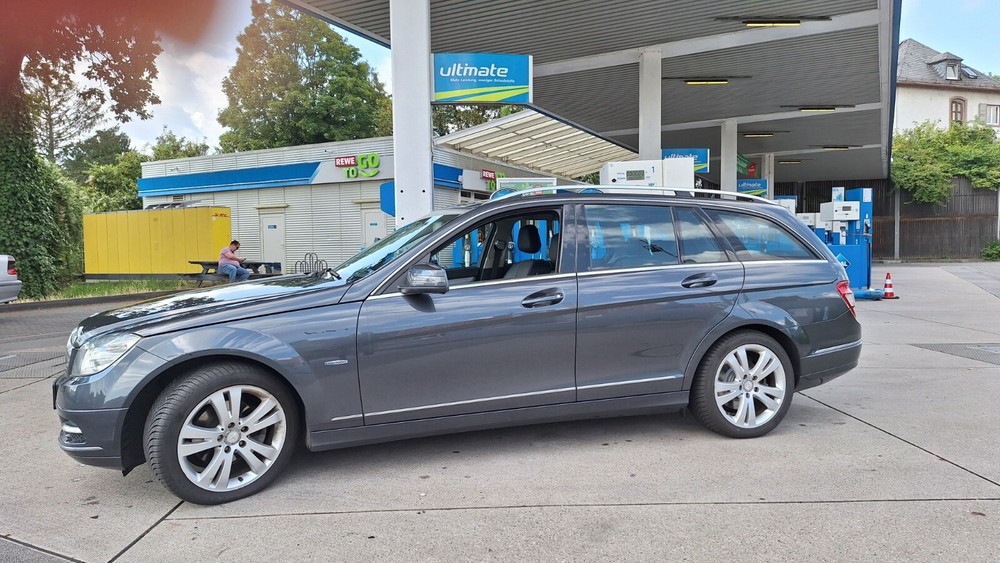 Mercedes-Benz C 220 237.377 km 7.600 &euro; Frankfurt am Main 60311