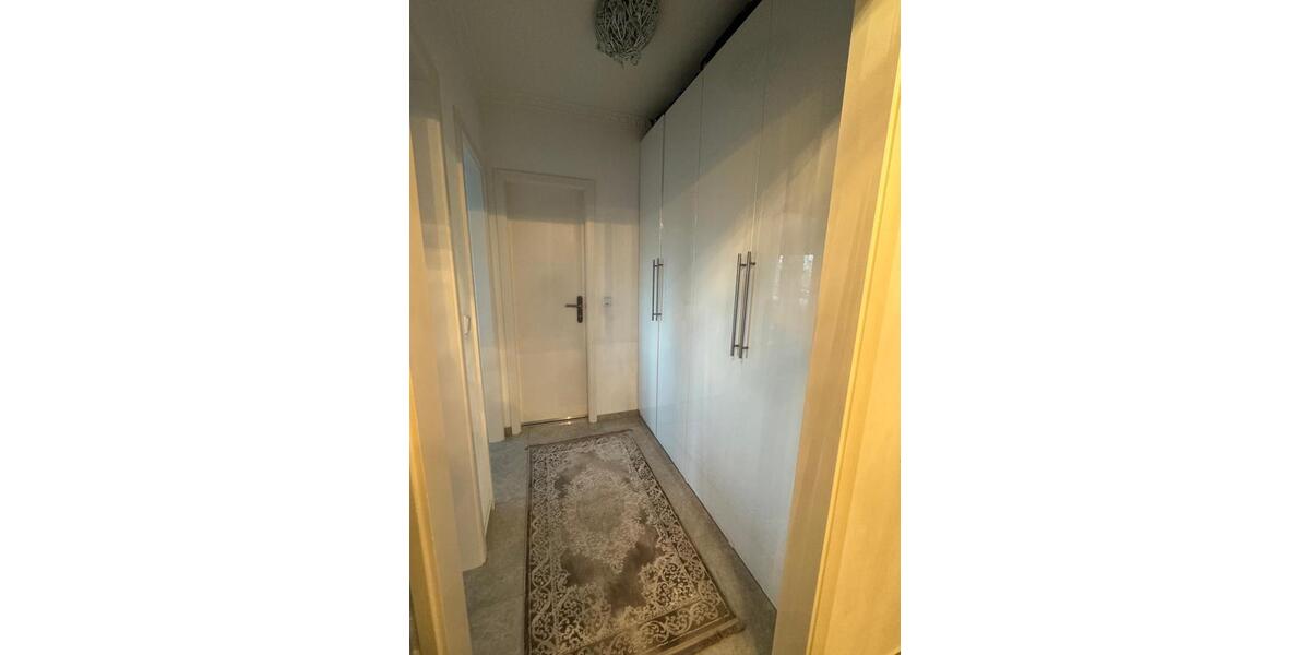 Etagenwohnung Hattersheim am Main - 3 Zimmer, 81 m&sup2;, 300.000&euro; | Angebot:26982260