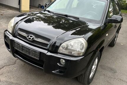 Hyundai TUCSON 182.000 km 3.490 € Mühlheim am Main 63165