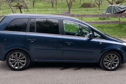 Opel Zafira 287.000 km 3.700 &euro; Höchst 64739