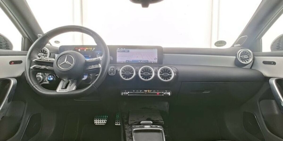 Mercedes-Benz A 35 AMG 4M DISTRONIC- BURMESTER- PANORAMA-NIGHT 25.798 km 48.889 &euro; Groß-Umstadt 64823