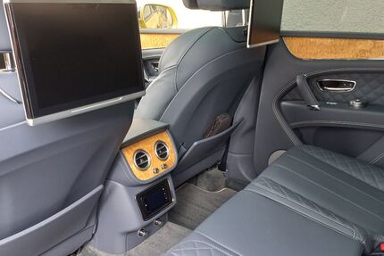 Bentley Bentayga 37.800 km 122.799 &euro; Frankfurt 65933