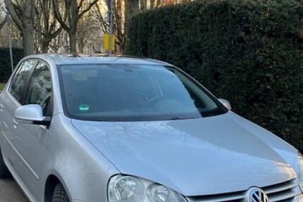 VW Golf V 154.000 km 5.000 € Wiesbaden 65183