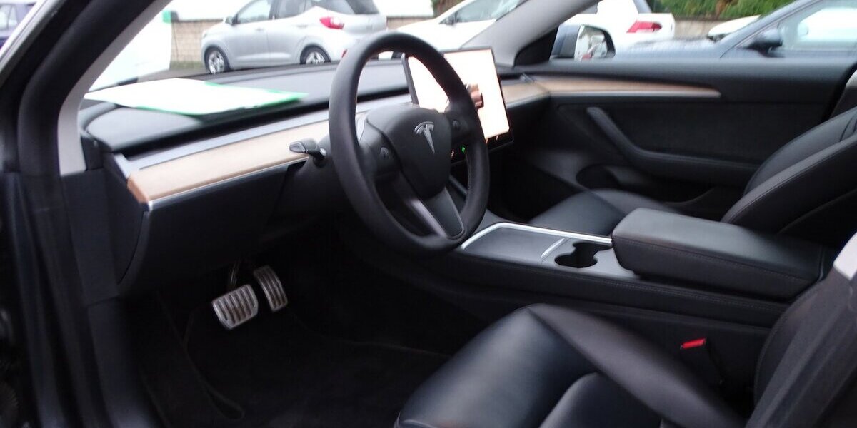 Tesla Model 3 Performance 38.031 km 31.890 &euro; Rodgau 63110