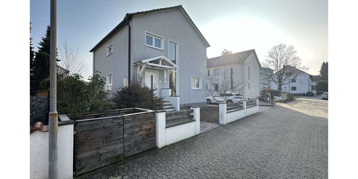 Einfamilienhaus Bensheim - 5 Zimmer, 135 m&sup2;, 815.000&euro; | Angebot:25483575