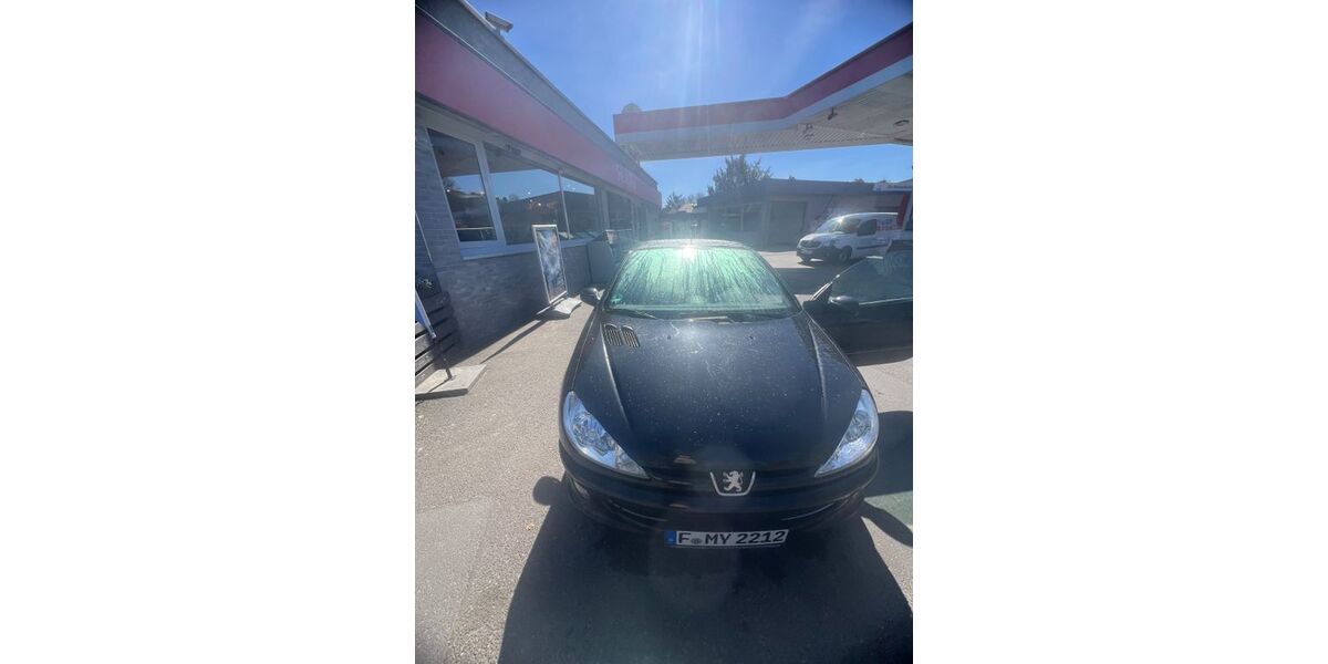 Peugeot 206 110.000 km 1.900 &euro; Frankfurt 65931