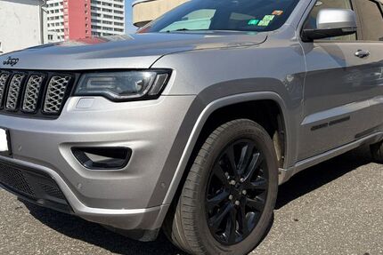 Jeep Grand Cherokee 251.000 km 13.950 &euro; Neu Isenburg 63263