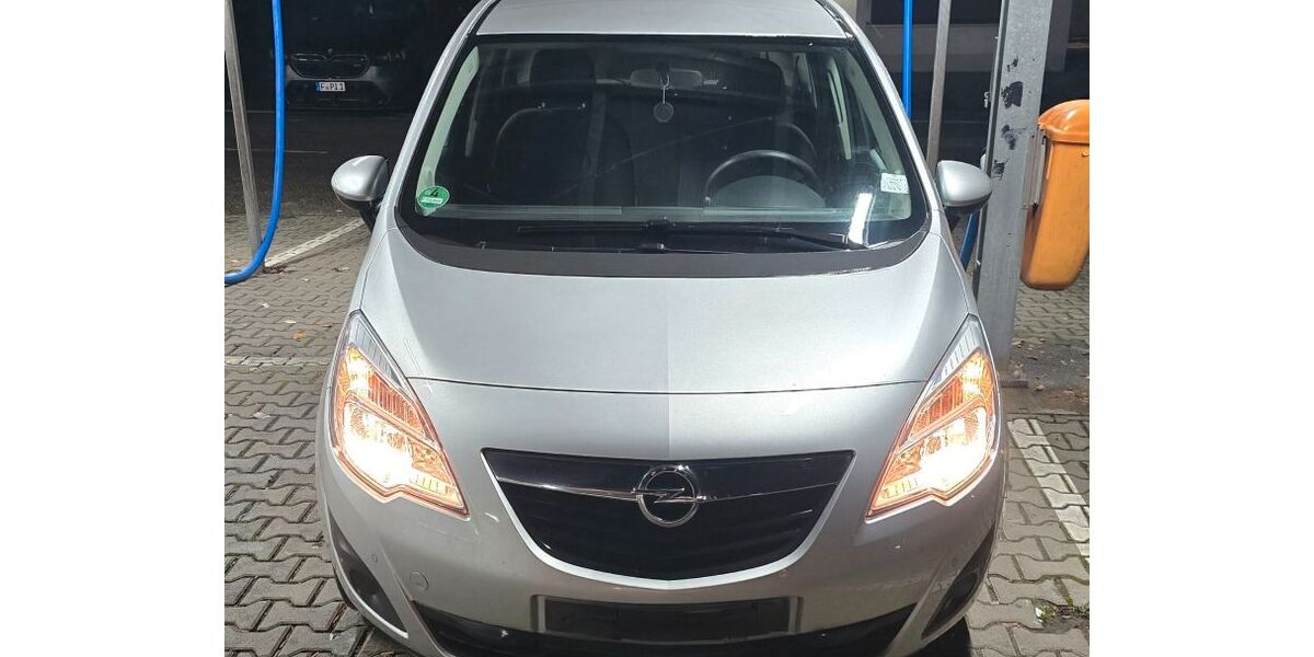 Opel Meriva 190.000 km 3.000 &euro; Frankfurt am Main 65929