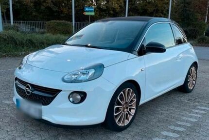 Opel Adam 68.000 km 9.800 &euro; Hattersheim am Main 65795