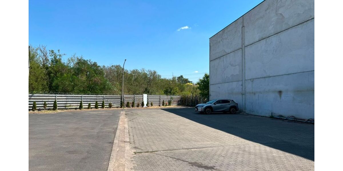 Gewerbeanwesen mit Bürogebäude, Werkstatt und großer befestigter Freifläche - Gewerbeobjekt Bischofsheim | Angebot:27298679