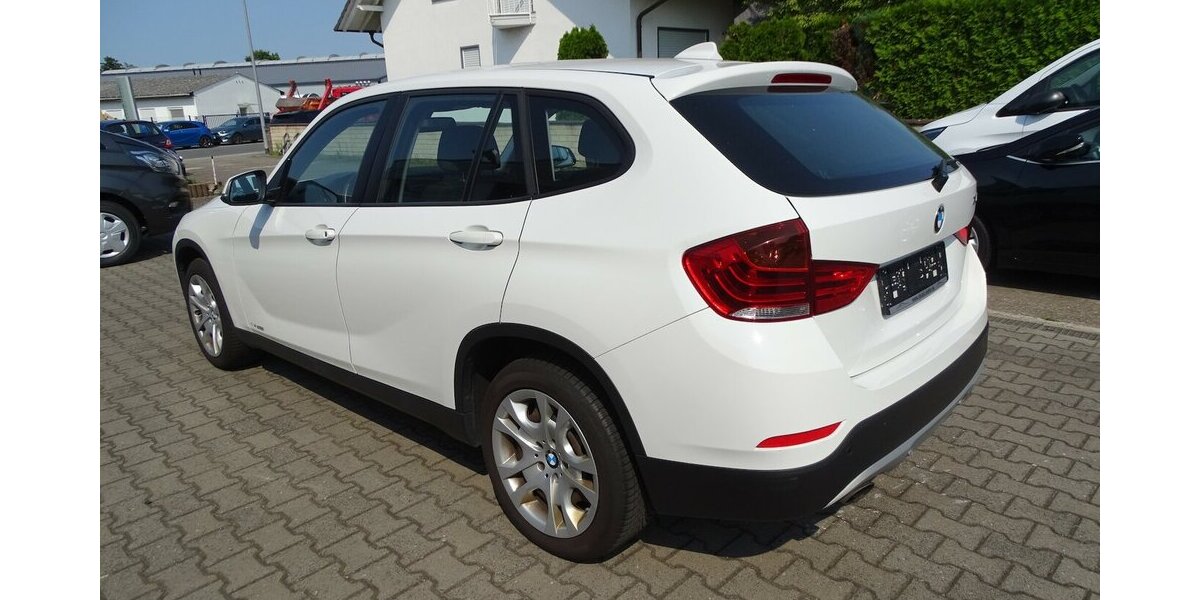BMW X1 1.8l i sDrive, Steptronic, Sitzheizung, PDC hin 154.921 km 8.690 &euro; Rodgau 63110