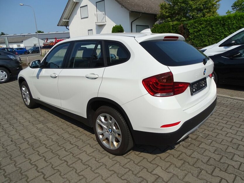 BMW X1 1.8l i sDrive, Steptronic, Sitzheizung, PDC hin 154.921 km 8.990 € Rodgau 63110