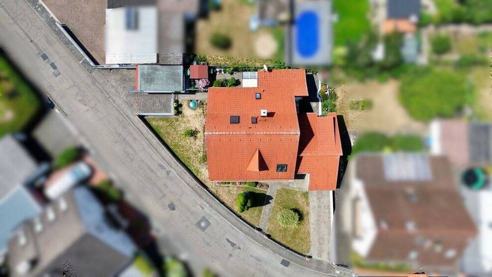 Solides, teils modernisiertes Zweifamilienhaus in gesuchter, ruhiger Lage von Münster