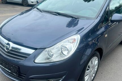 Opel Corsa 87.000 km 2.800 &euro; Offenbach 63069