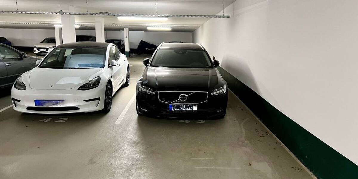 5 Zentral gelegene Tiefgaragenparkplätze am Stadtpark in Dietzenbach zimmer