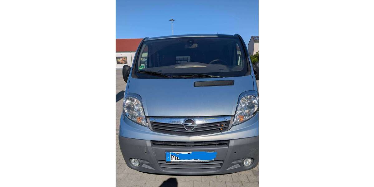 Opel Vivaro 8.000 km 29.900 &euro; Gau-Bischofsheim 55296
