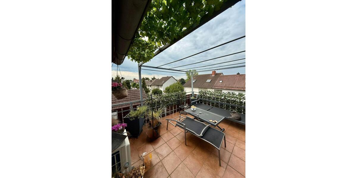 Dachgeschoßwohnung Stockstadt am Rhein - 3 Zimmer, 92 m&sup2;, 1.270&euro; | Angebot:26670903