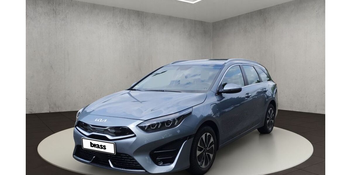 Kia ceed / Ceed 9.490 km 27.300 &euro; Offenbach 63075