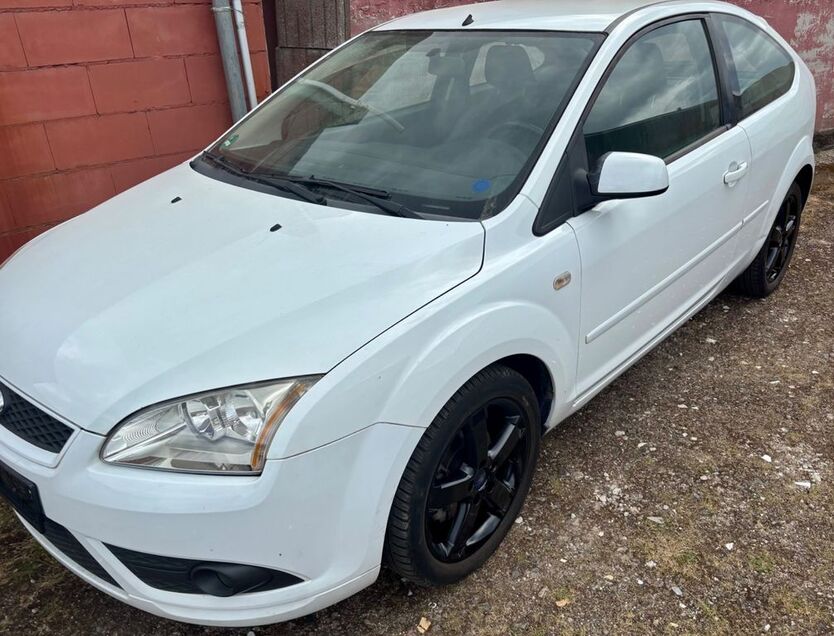 Ford Focus 198.524 km 2.250 € Stockstadt am Rhein 64589