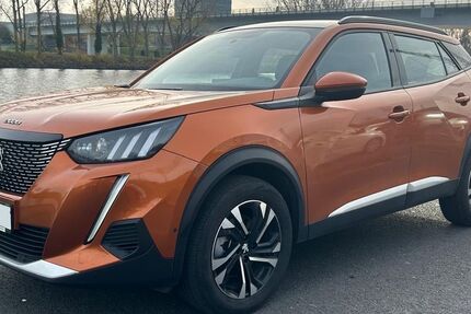 Peugeot 2008 14.700 km 17.300 € Frankfurt am Main 65929