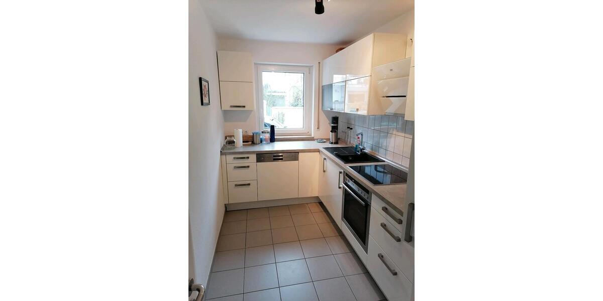 Besondere Immobilie mit zeitloser Architektur in ruhiger Lage 4 zimmer