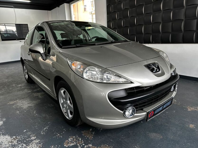 Peugeot 207 155.000 km 2.500 € Neu-Isenburg 63263