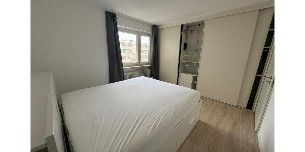 Etagenwohnung Frankfurt am Main Bornheim - 4 Zimmer, 110 m&sup2;, 2.000&euro; | Angebot:25569036