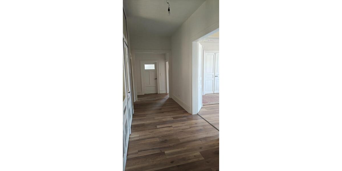 Etagenwohnung Reichelsheim (Odenwald) - 5 Zimmer, 185 m&sup2;, 1.500&euro; | Angebot:25784271