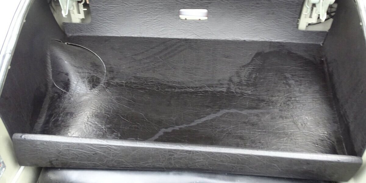 VW Karmann Ghia Cabrio vollständig restauriert 1.200 km 63.900 € Rodgau 63110