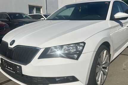 Skoda Superb 107.700 km 15.500 &euro; Hattersheim 65795