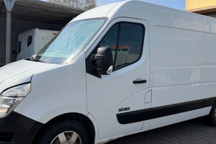 Nissan NV400 220.000 km 5.990 &euro; Frankfurt am Main 65933