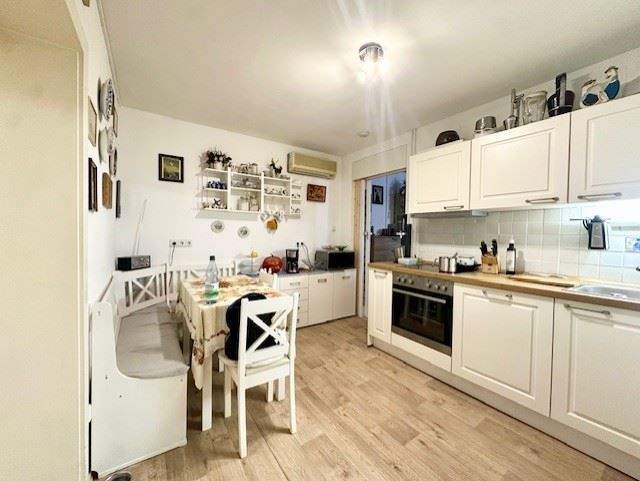 Mehrfamilienhaus, Wohnhaus Griesheim - 9 Zimmer, 625.000&euro; | Angebot:25690762