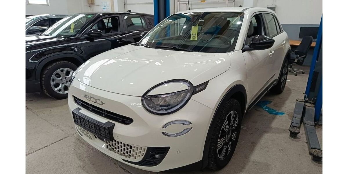 Fiat 600 7.000 km 18.999 &euro; Groß-Gerau 64521